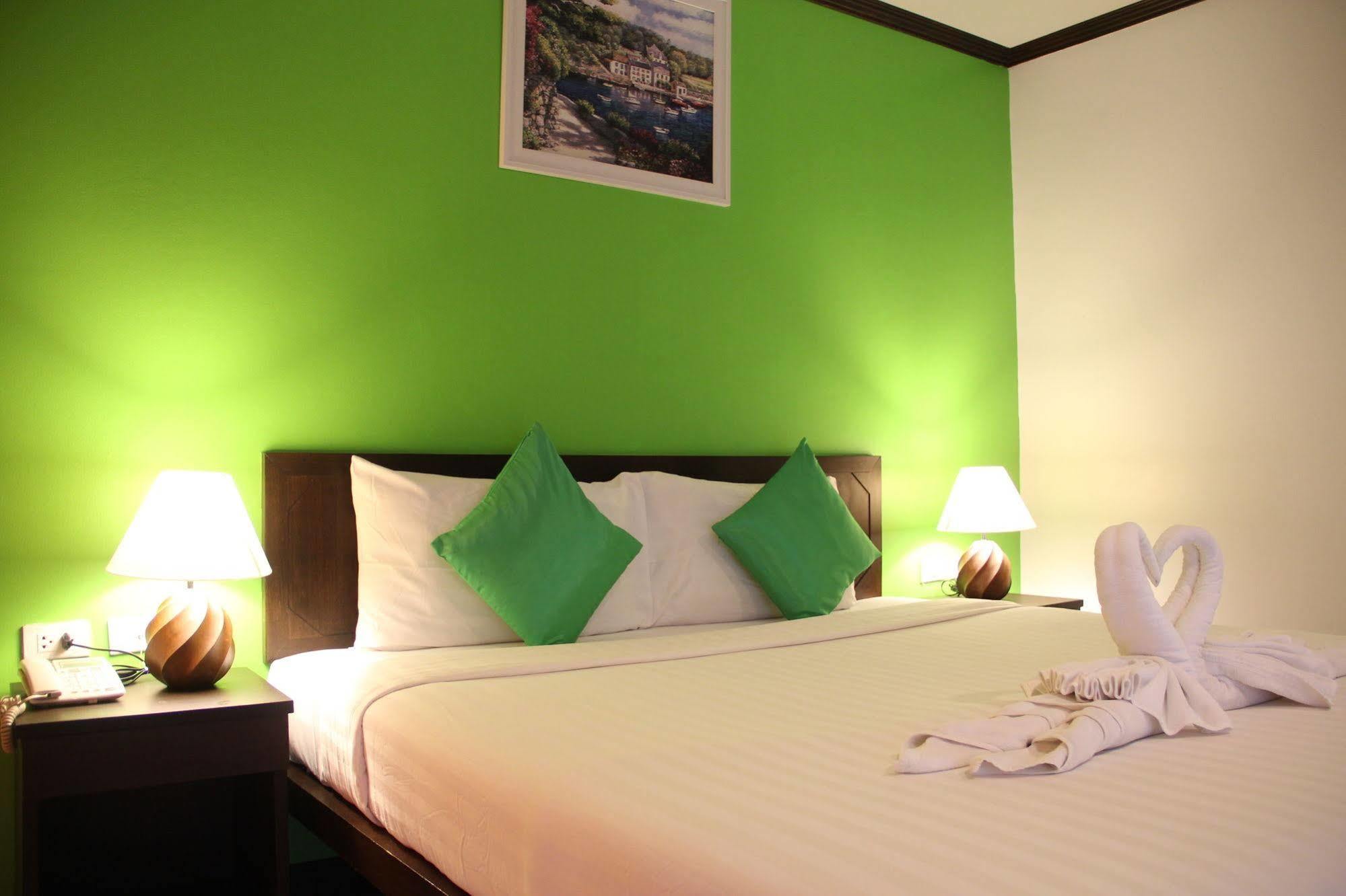 Hotell Sri Boutique Patong